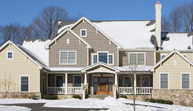 Cedar Shake Vinyl Siding Has That Rugged Natural Look For Half The Cost Cedar Shake Vinyl Siding Is Outstanding For Cold Harsh Winter Winds All The Rugged Charm Of But Without High Cost And